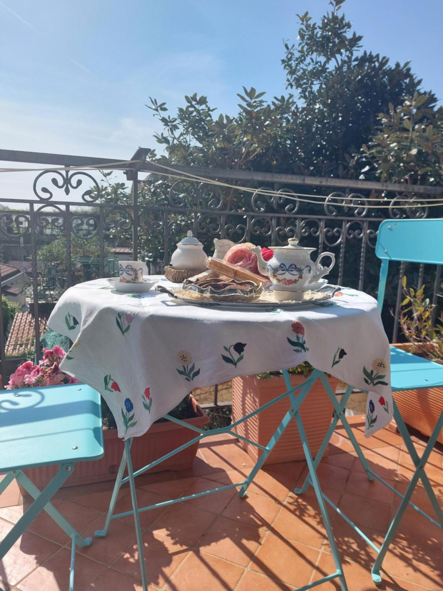 La Magnolia Locazione Breve Apartment Cava De' Tirreni Bagian luar foto